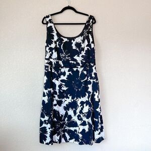 NEW! Ann Taylor Black & White Sleeveless Dress with Pockets, Size 18